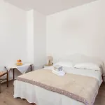 Lovely In With Wifi Apartmán